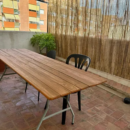 Acogedor Piso En Barcelona Exterior photo